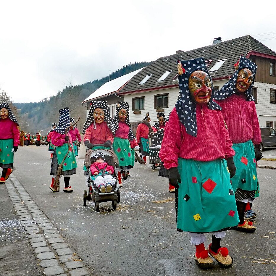 Fasnet Sonntag Umzug In Tennenbronn